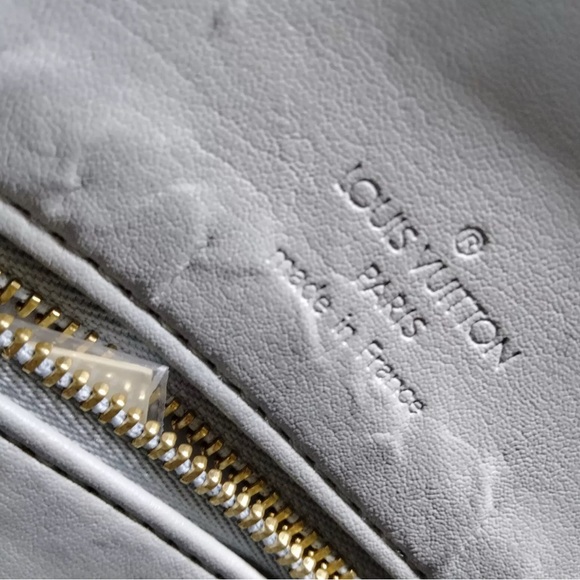 Louis Vuitton Monogram Vernis Houston Tote - Picture 11 of 11